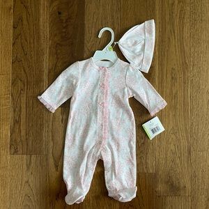 🌼3 for $20🌼 Button footed sleeper with matching hat